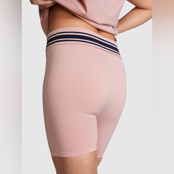 PINK FLIP IT SEAMLESS FOLDOVER BIKE SHORTS - Picture 1 of 4